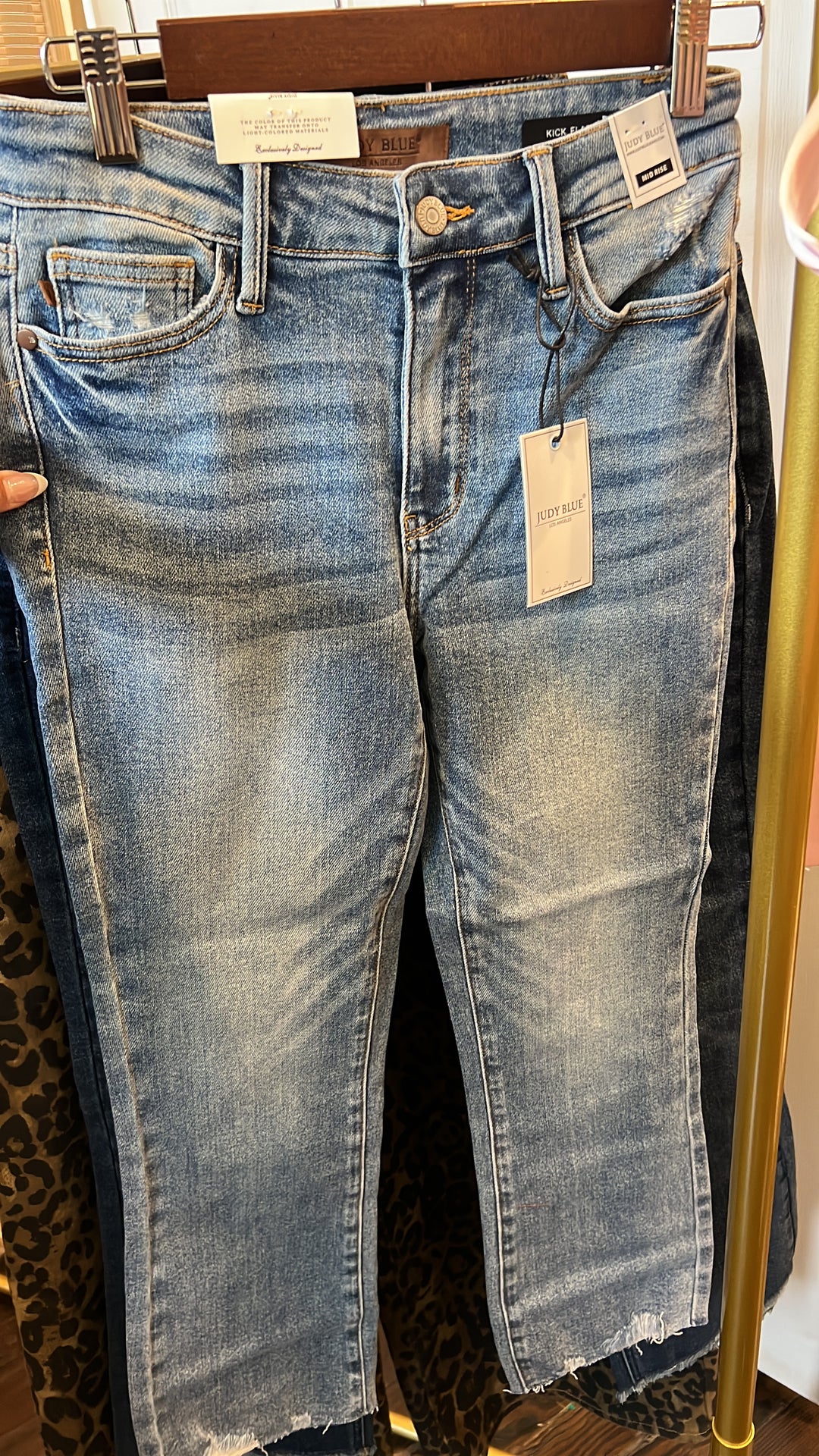 MR Vintage Wash Destroy Hem Kick Flare