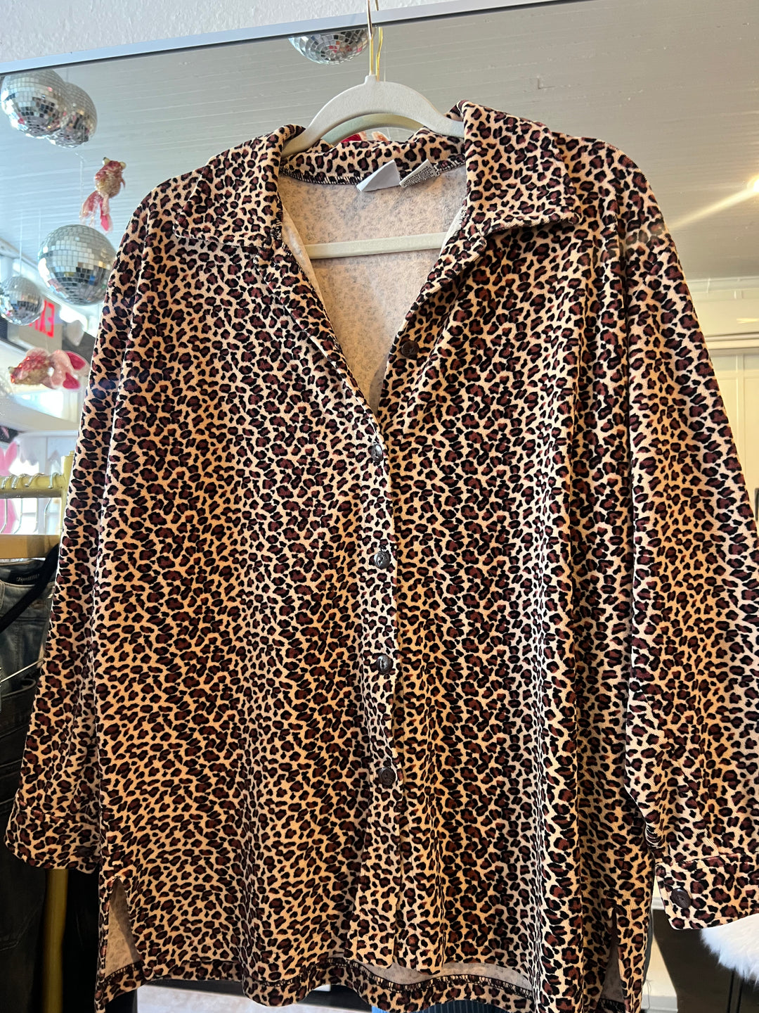 Carolina Colours Leopard Print Button Up Shirt