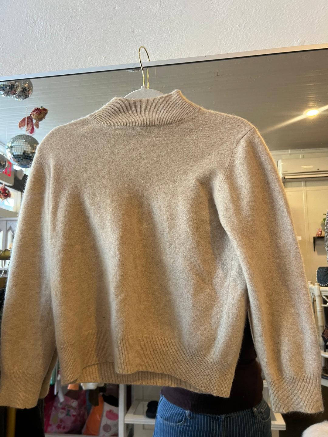 100% Cashmere Turtleneck Sweater