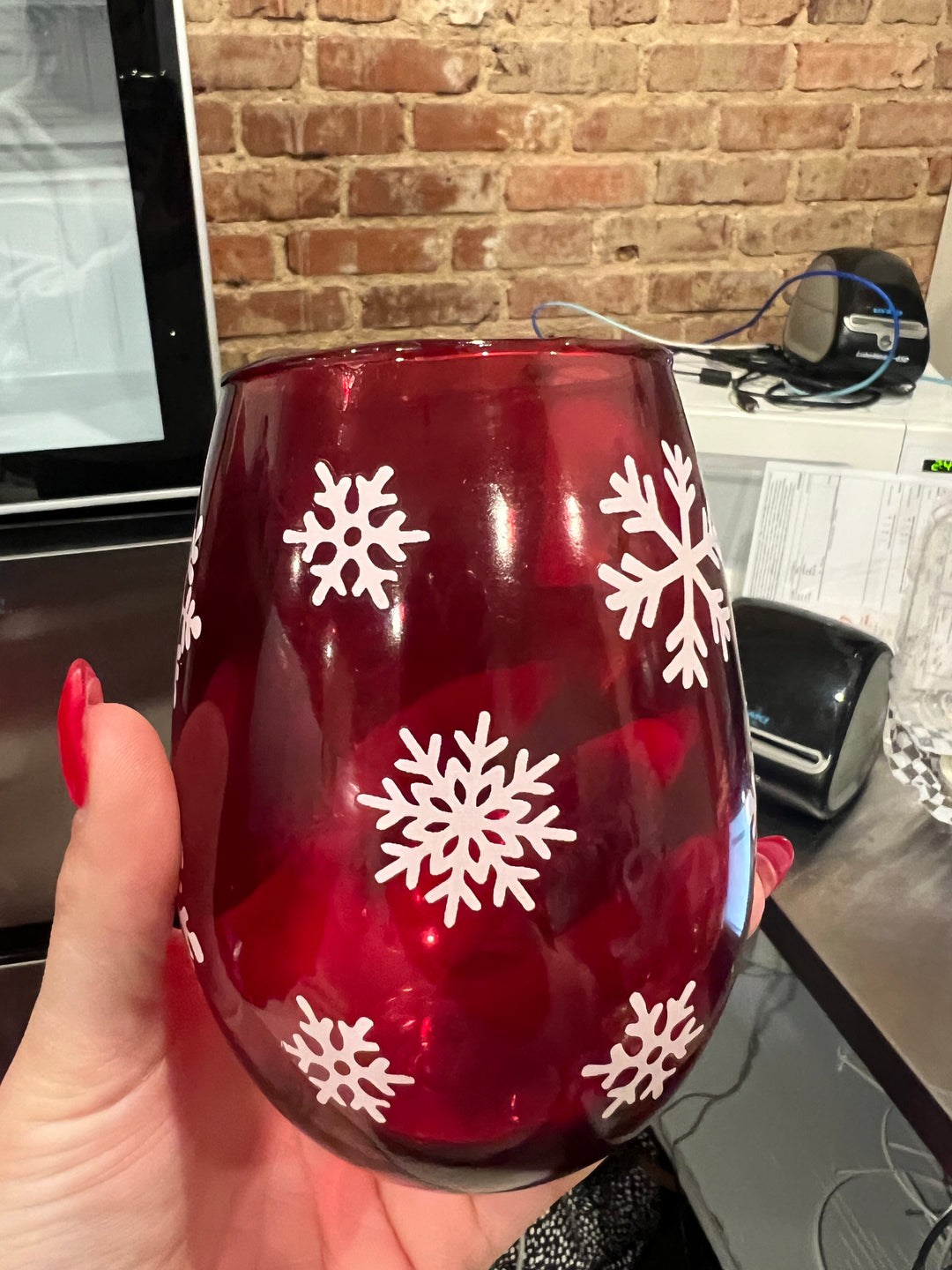 Wine Glass with Snowflakes