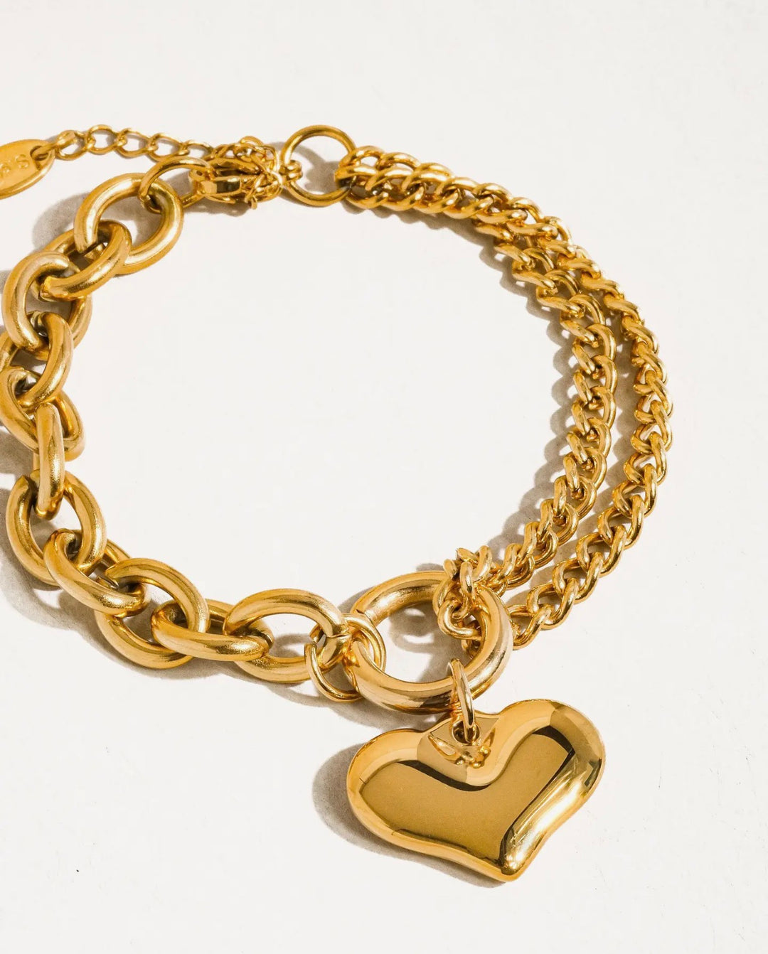Allure 18k non-tarnish heart bracelet