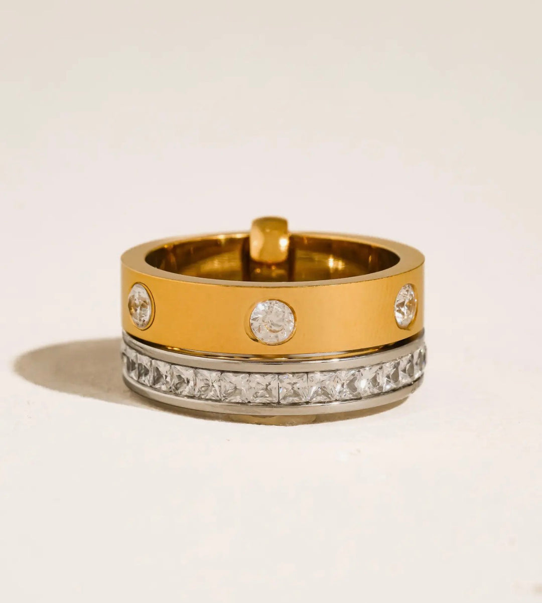 Greyson 18k gold non tarnish ring