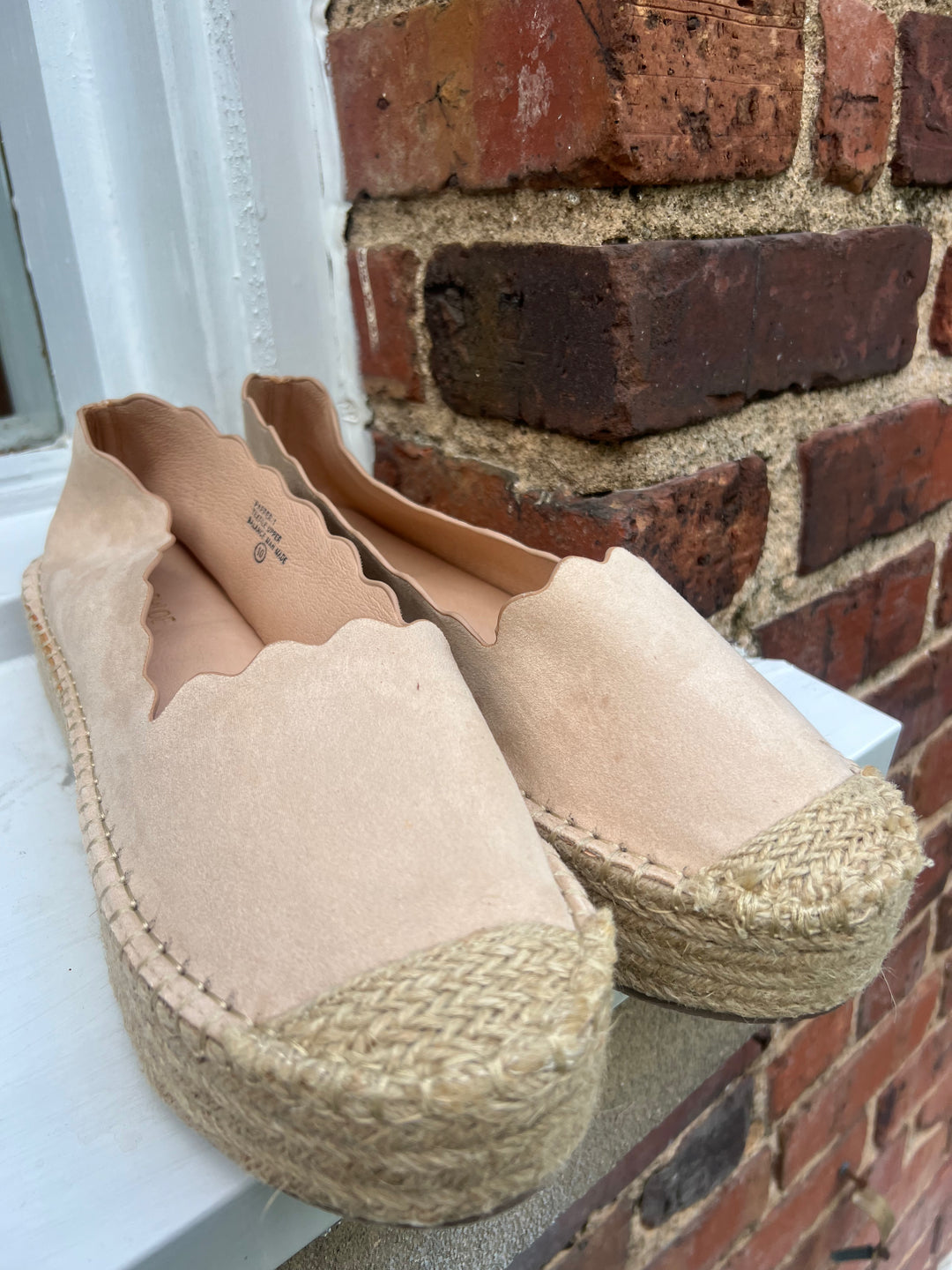 Scalloped Platform Ballet Flats